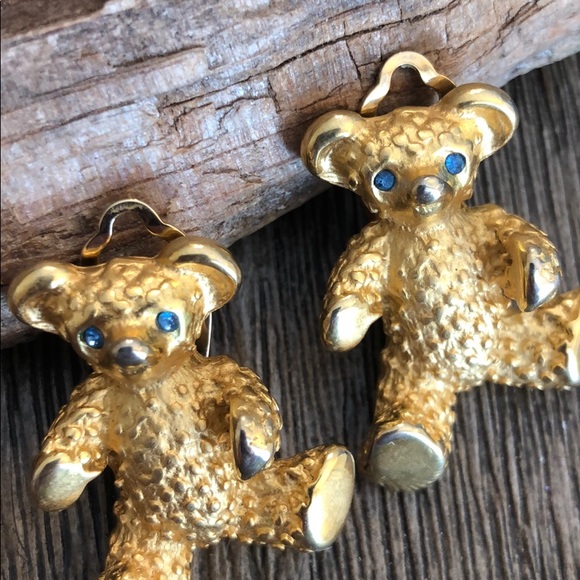 Erwin Pearl Matte Goldtone Teddy Bear Clip Earring - Picture 13 of 16